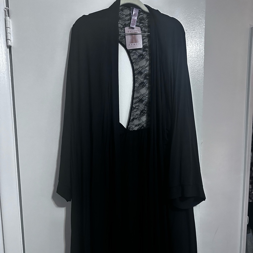 NWT Savage X Fenty by Rihanna Razorback Robe